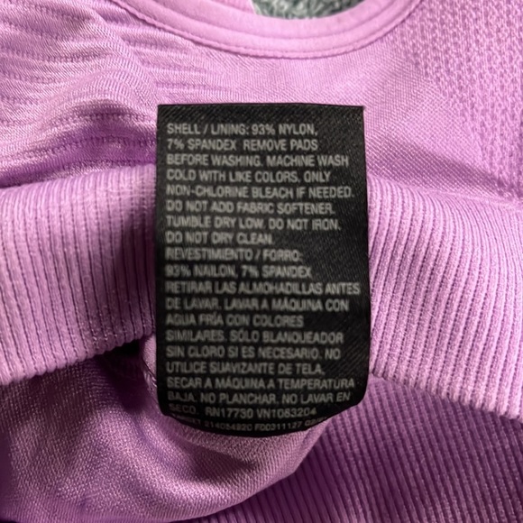 All in motion seamless front zip bra - Picture 7 of 7